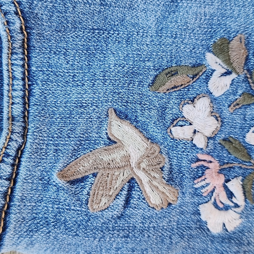 Denver Hayes Embroidered Blue Jeans Mia Curve Tech Mid Rise - Picture 4 of 13